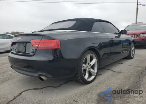 2010 Audi A5 Premium Plus из США, поврежденный, VIN WAULFAFH6AN022858